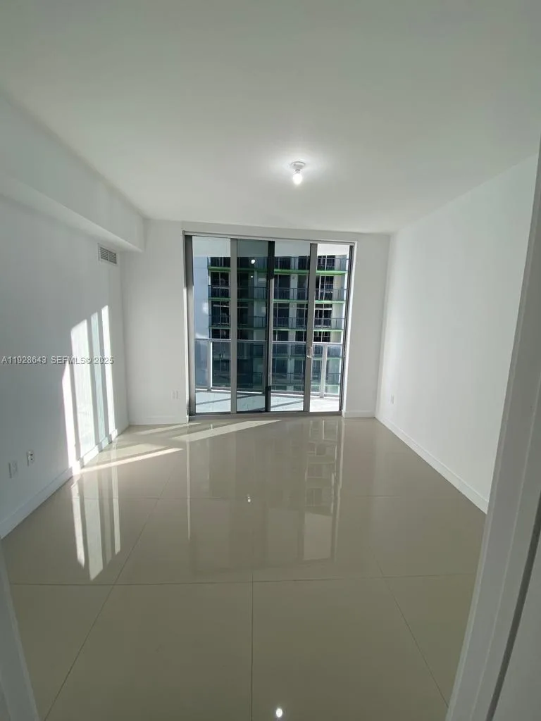 488 NE 18th St # 1804, Miami, FL 33132 photo 10