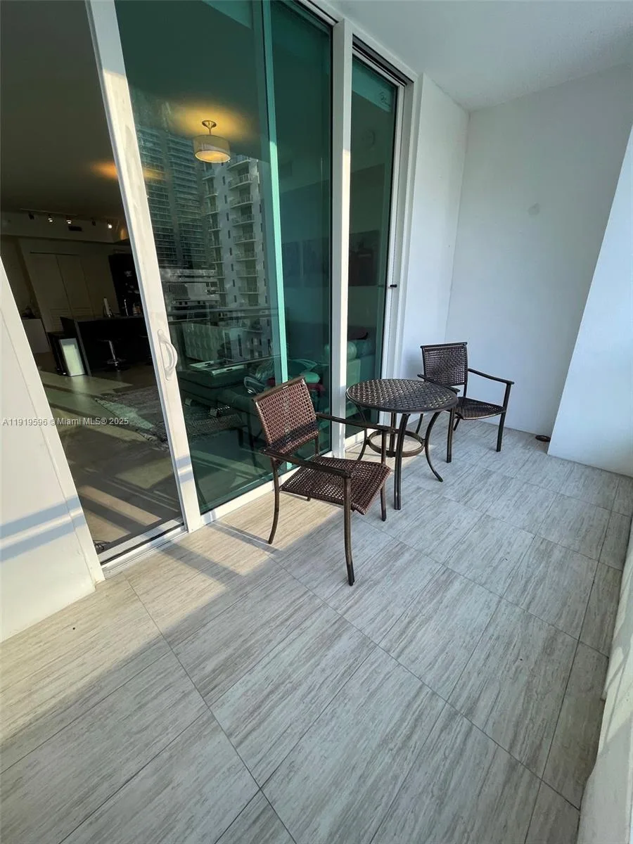 1080 BRICKELL AV # 1502, Miami, FL 33131 photo 4