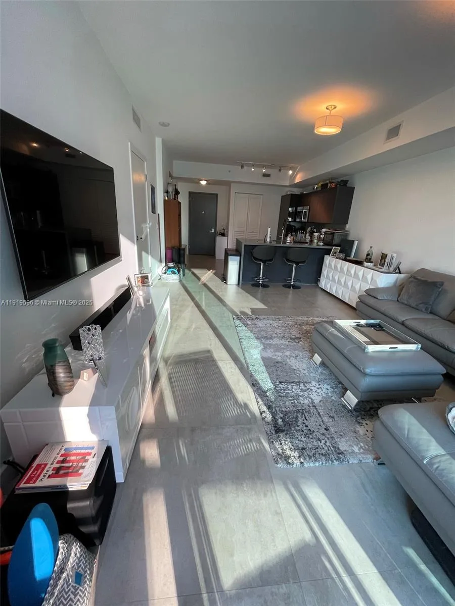 1080 BRICKELL AV # 1502, Miami, FL 33131 photo 9
