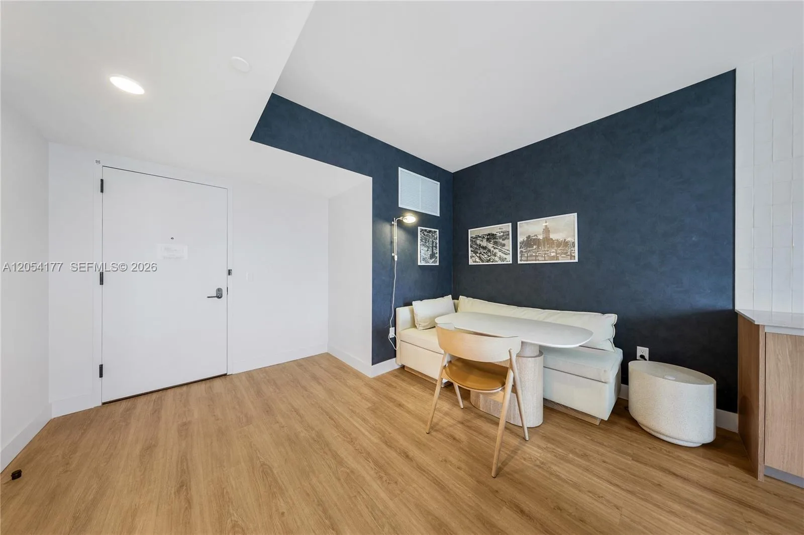 159 NE 6th St # 2010, Miami, FL 33132 photo 2