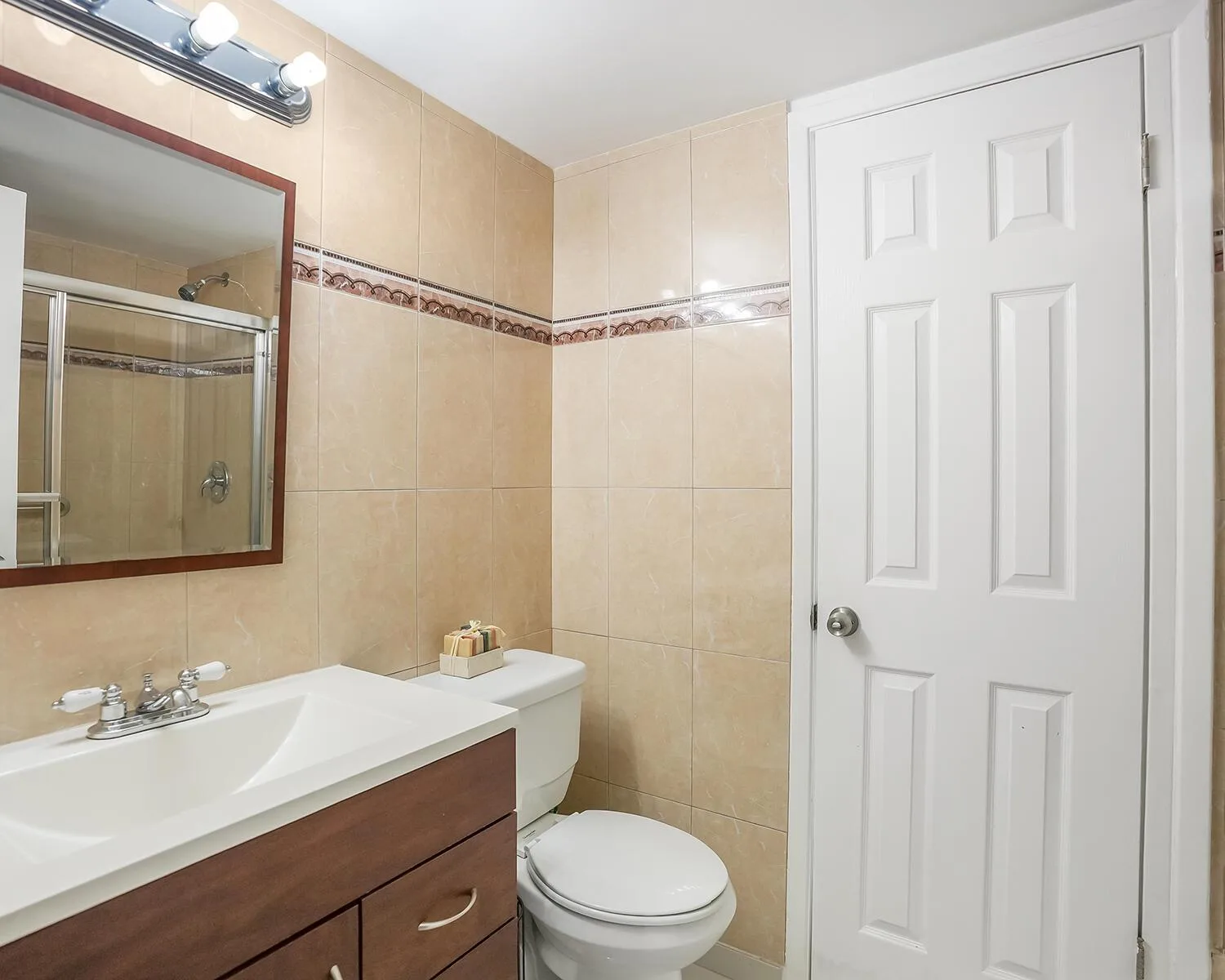 126 Golden Isles Drive # 52A, Hallandale Beach, FL 33009 photo 9