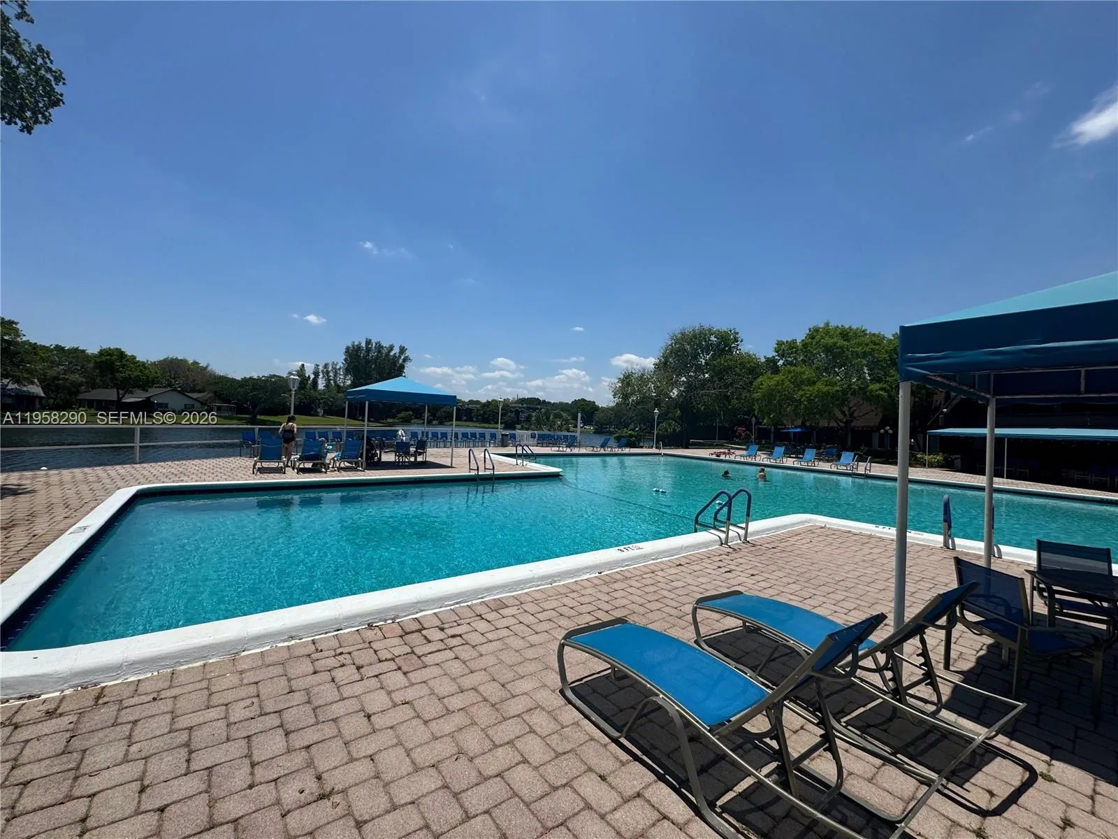 3720 Inverrary Dr # 2S, Lauderhill, FL 33319 photo 4