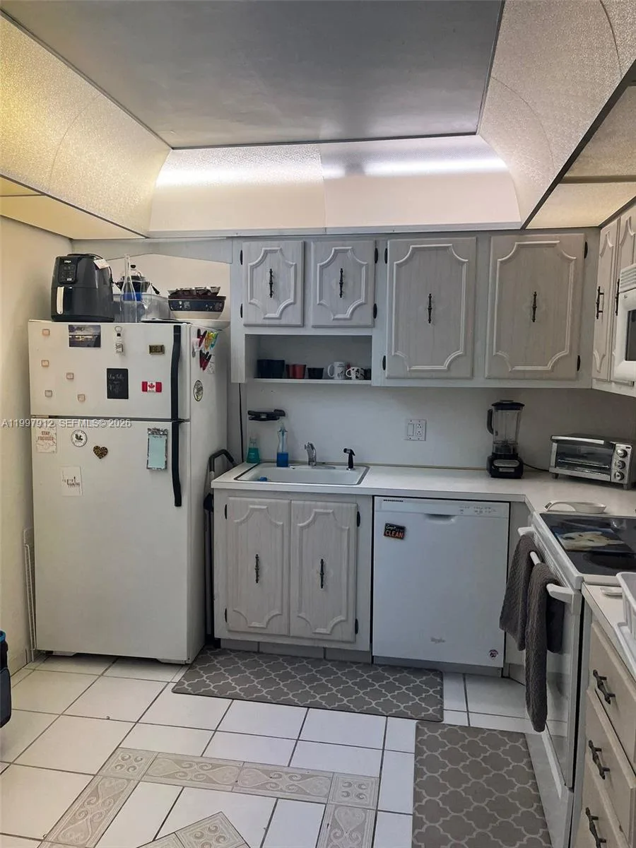 2851 NE 183rd St # 405E, Aventura, FL 33160 photo 9