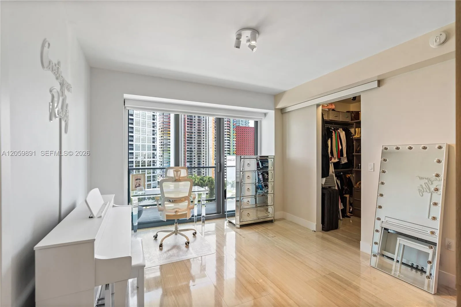 1451 Brickell Ave # 1103, Miami, FL 33131 photo 8