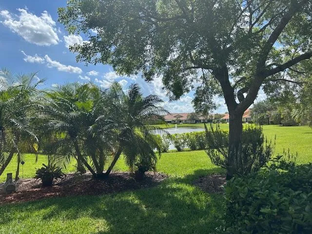 6500 Oxford Circle # 103, Vero Beach, FL 32966 photo 2