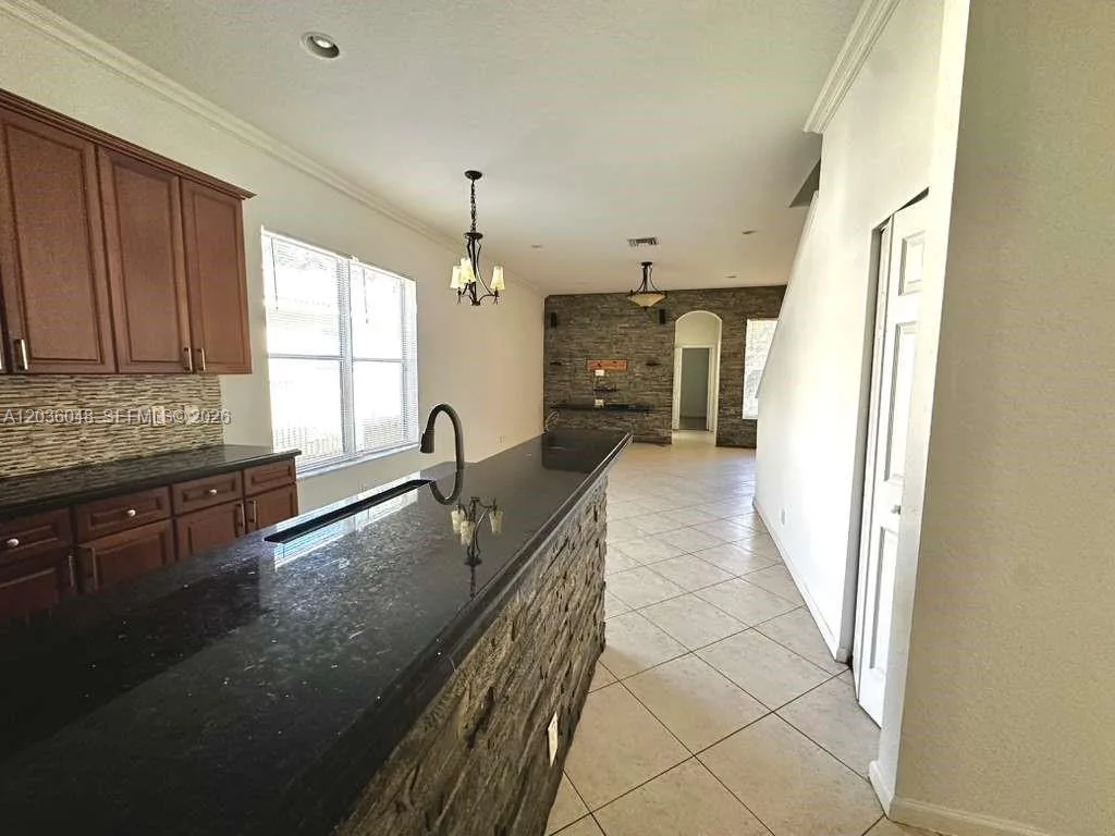 1831 Mariners Ln, Weston, FL 33327 photo 7