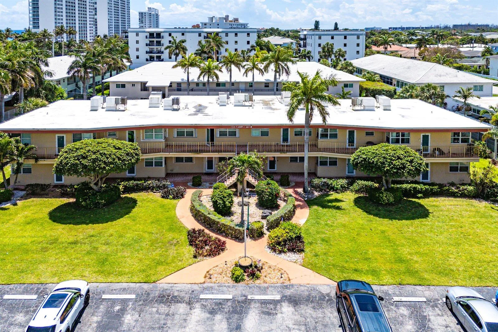 930 Osceola Drive # 9, Boca Raton, FL 33432