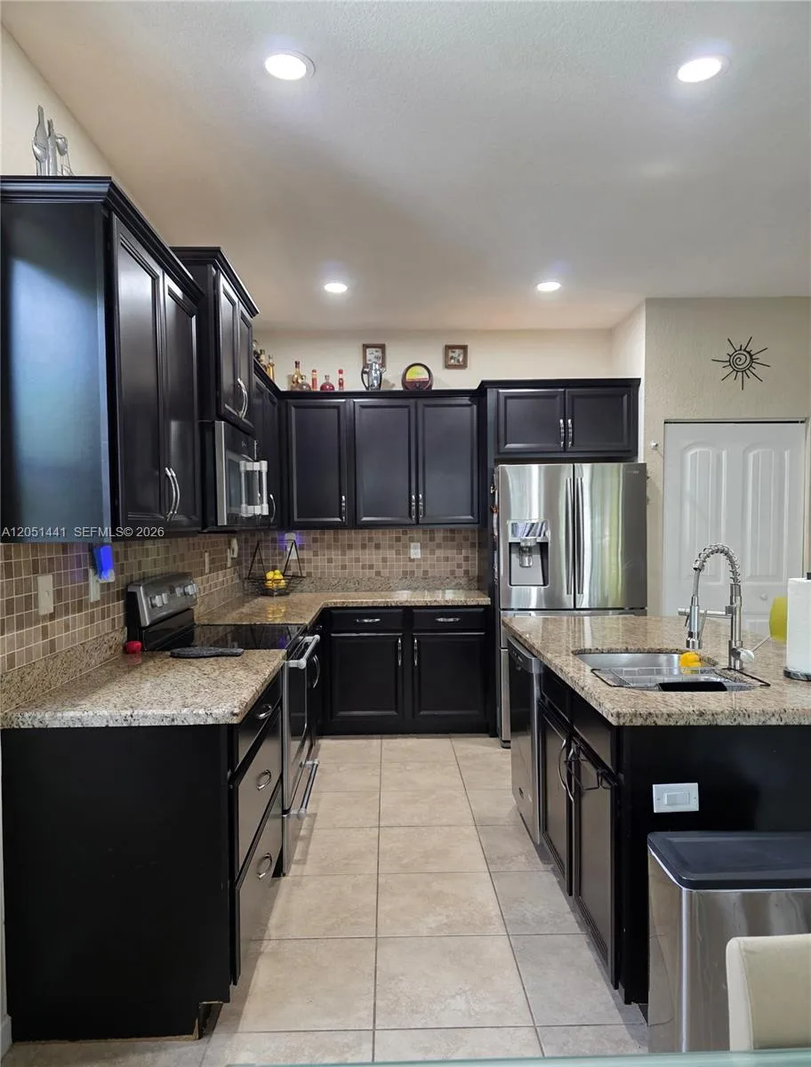 28363 SW 129th Ct, Homestead, FL 33033 photo 4