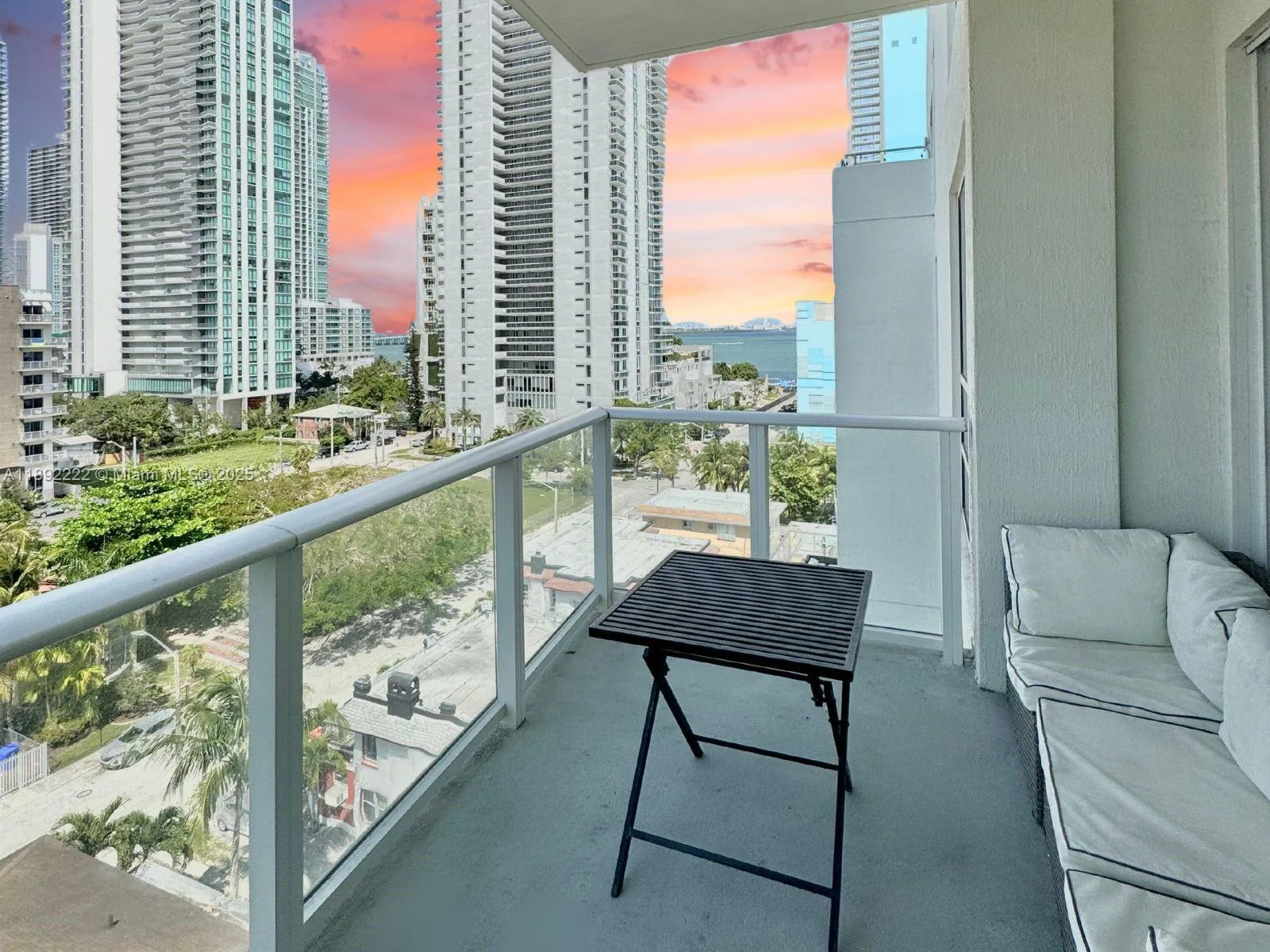 321 NE 26th St # 801, Miami, FL 33137