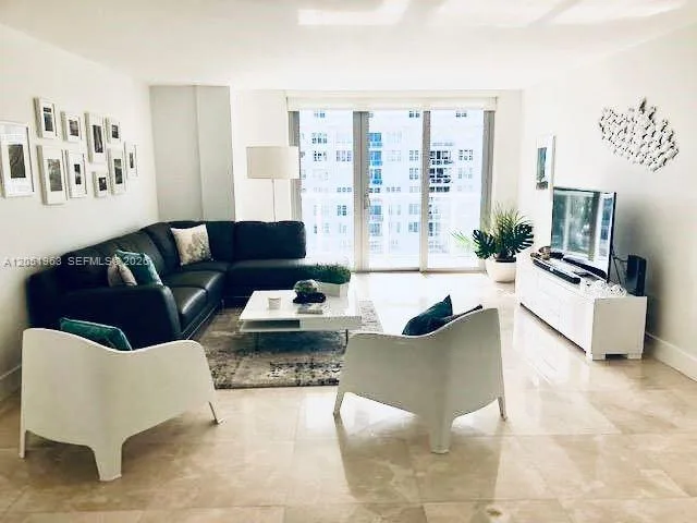 5701 Collins Ave # 1415, Miami Beach, FL 33140 photo 3