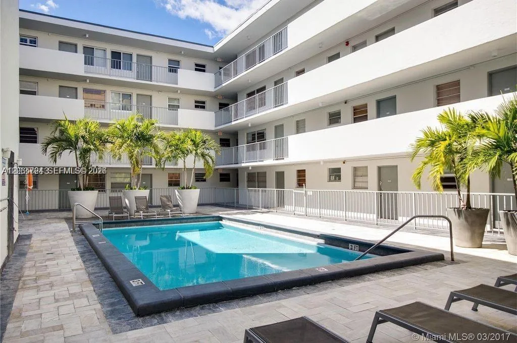 1610 Lenox Ave # 203, Miami Beach, FL 33139
