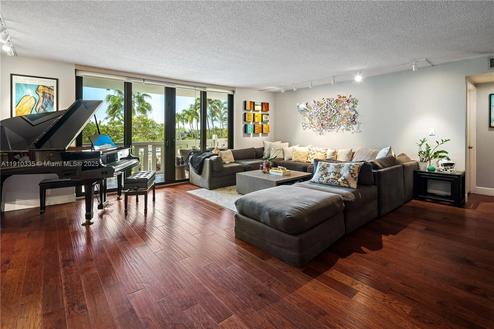 1111 Crandon Blvd # C205, Key Biscayne, FL 33149 photo 2