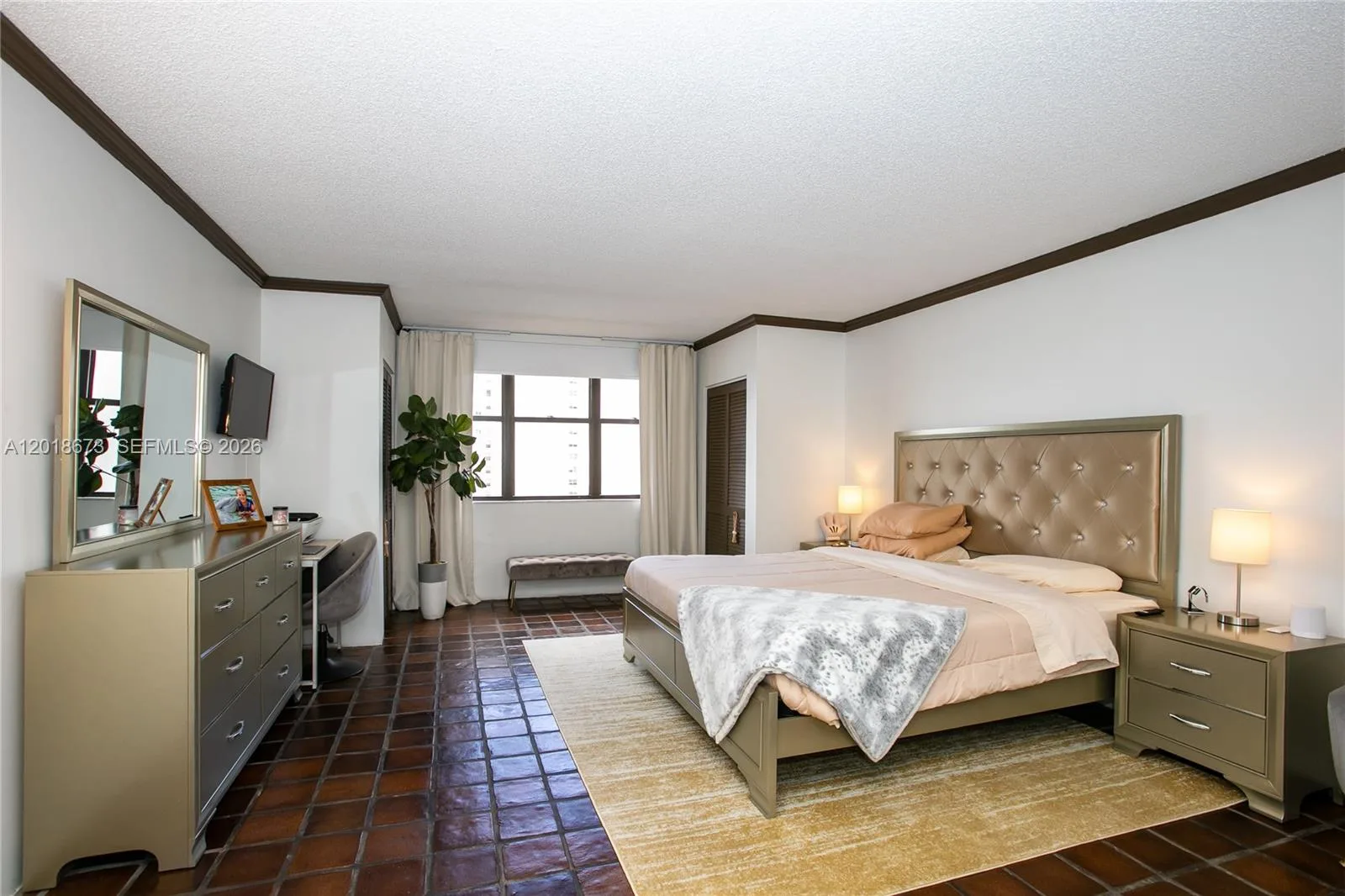 1800 NE 114th St # 1207, Miami, FL 33181 photo 9
