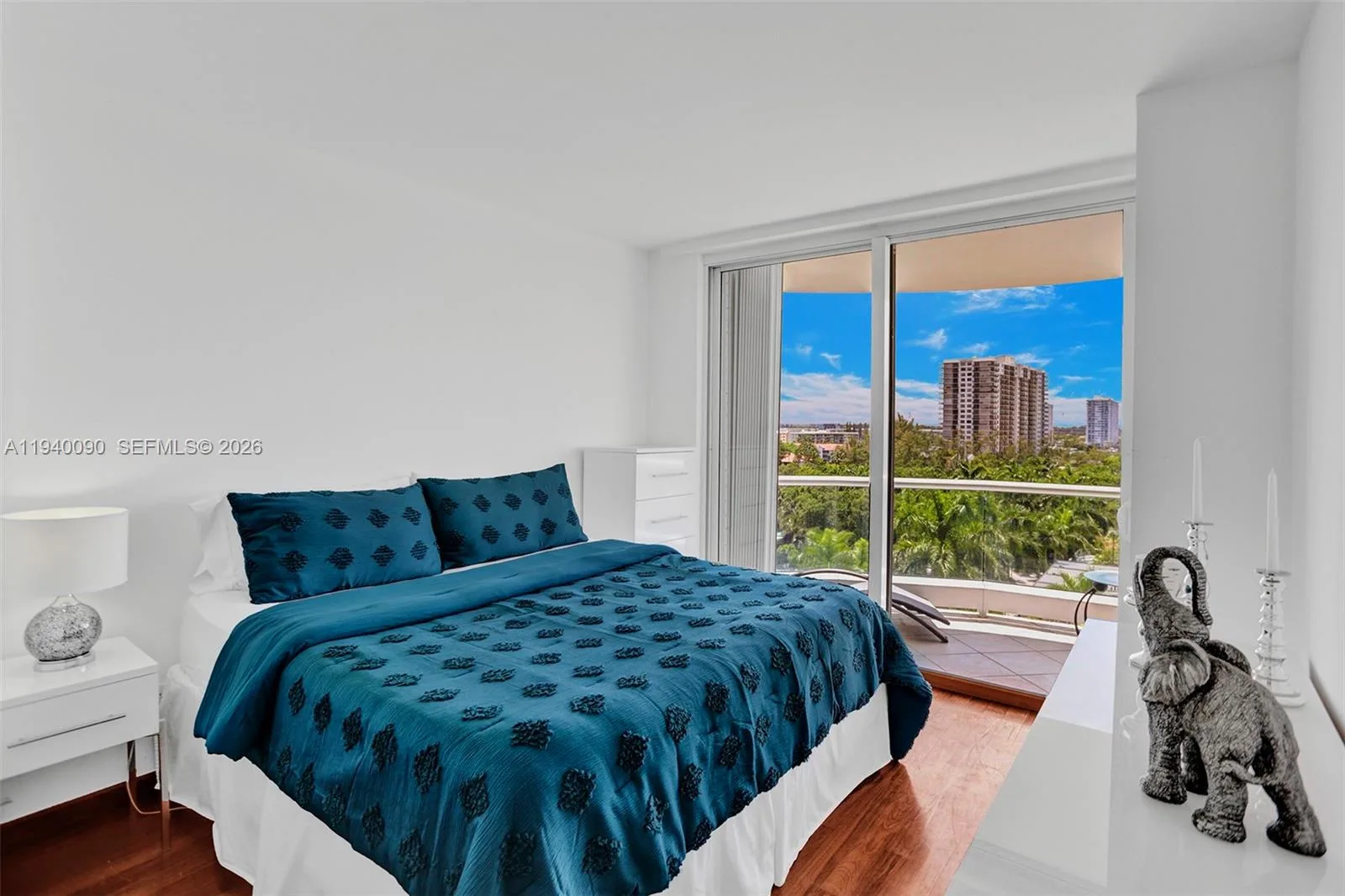 7000 Island Blvd # 808, Aventura, FL 33160 photo 4