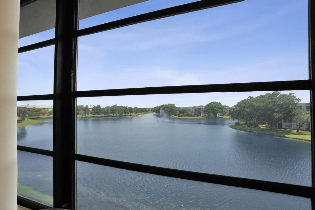 1524 Whitehall Drive # 406, Davie, FL 33324