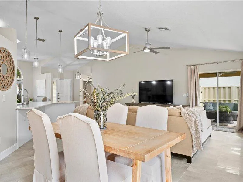237 MOCCASIN Trail W, Jupiter, FL 33458 photo 12