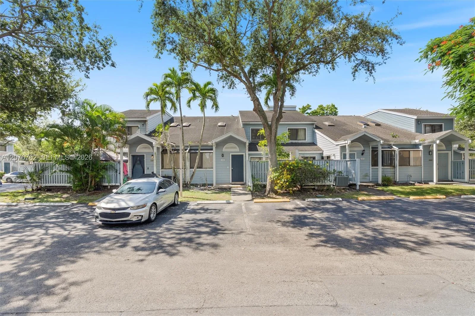 2019 Winners Cir, North Lauderdale, FL 33068