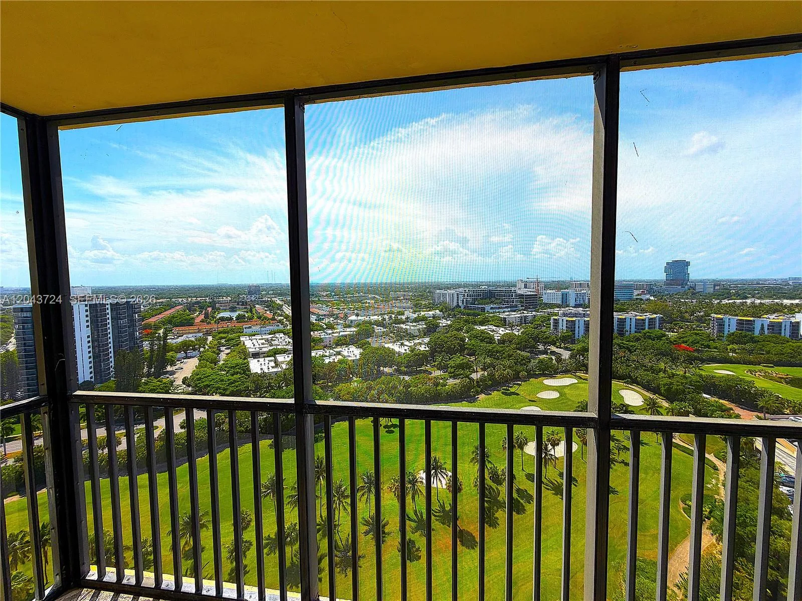 20335 W Country Club Dr # 2210, Aventura, FL 33180 photo 2