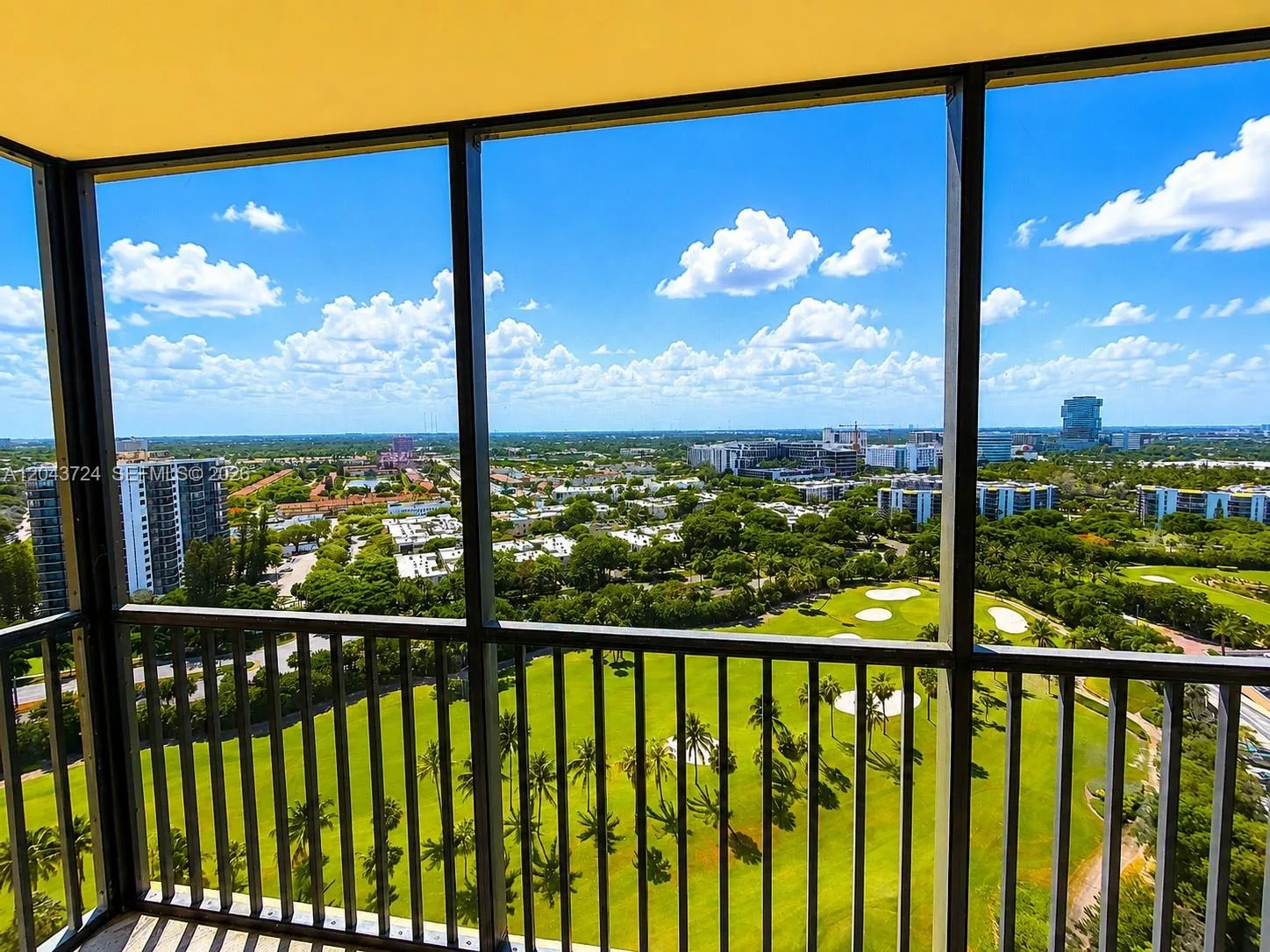 20335 W Country Club Dr # 2210, Aventura, FL 33180 photo 3