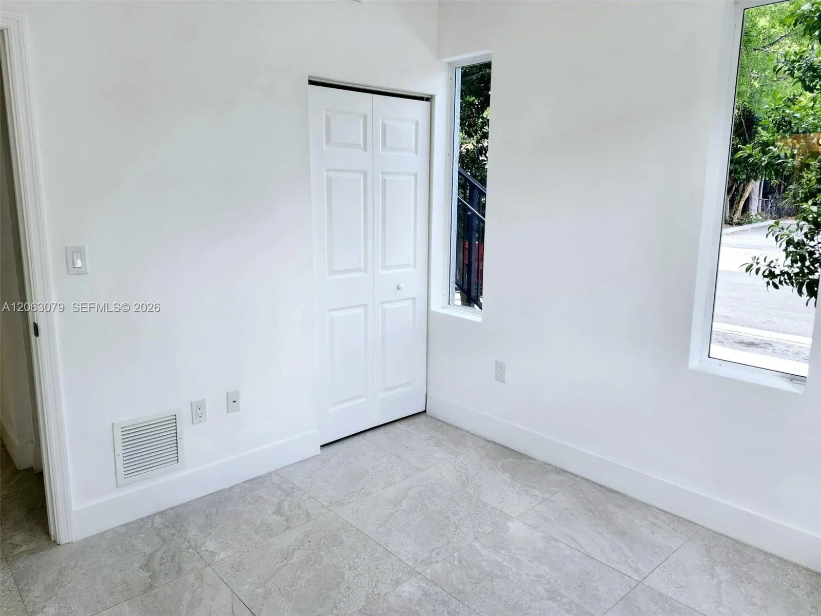 580 NW 34th St # 1, Miami, FL 33127 photo 10