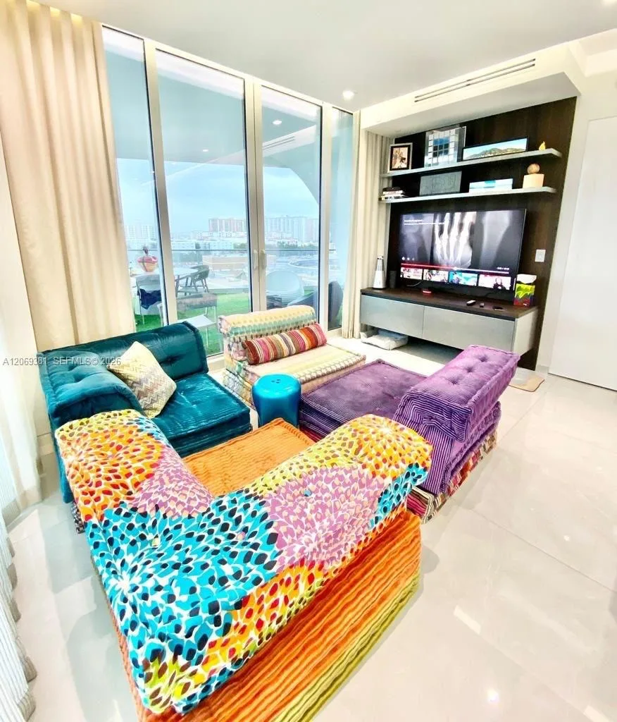 16901 Collins Ave # 701, Sunny Isles Beach, FL 33160 photo 7