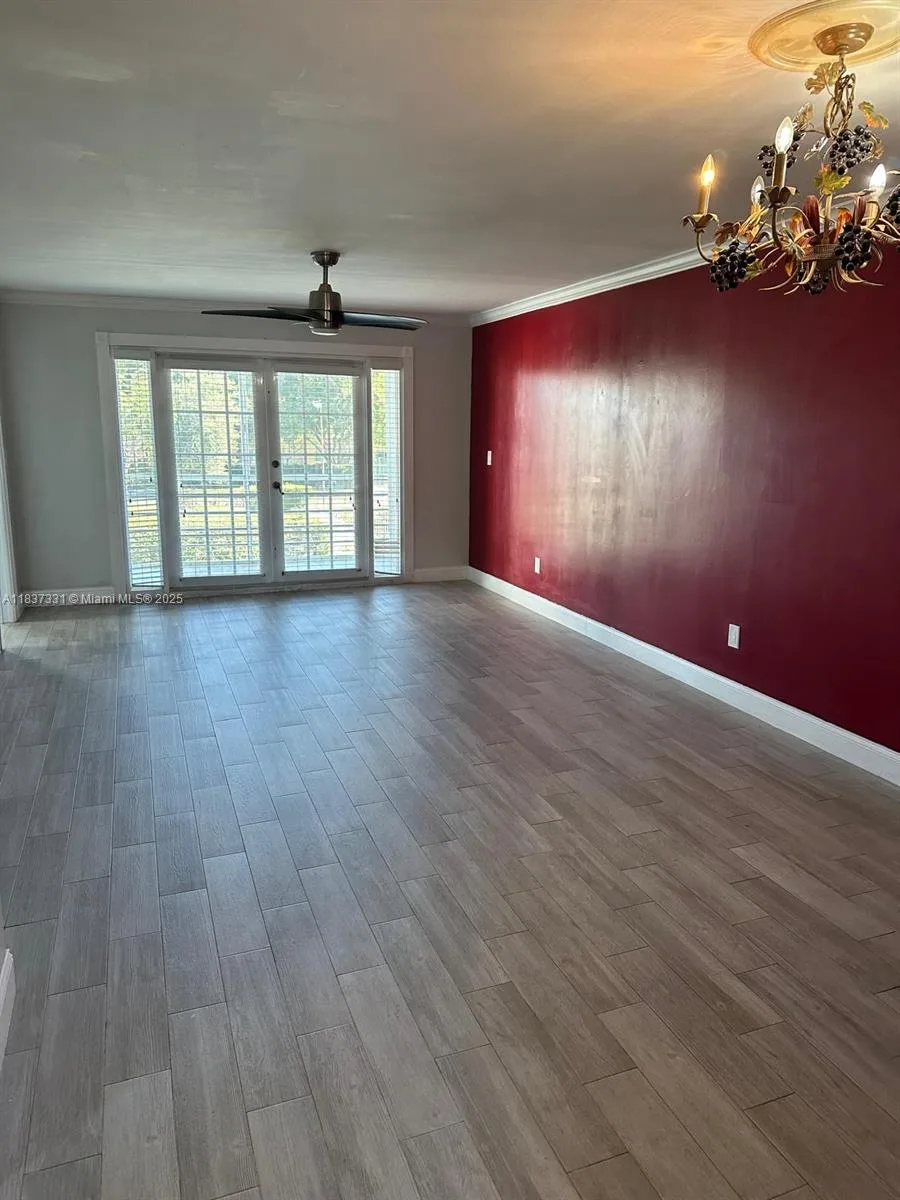 661 N University Dr # 1-201, Pembroke Pines, FL 33024 photo 2