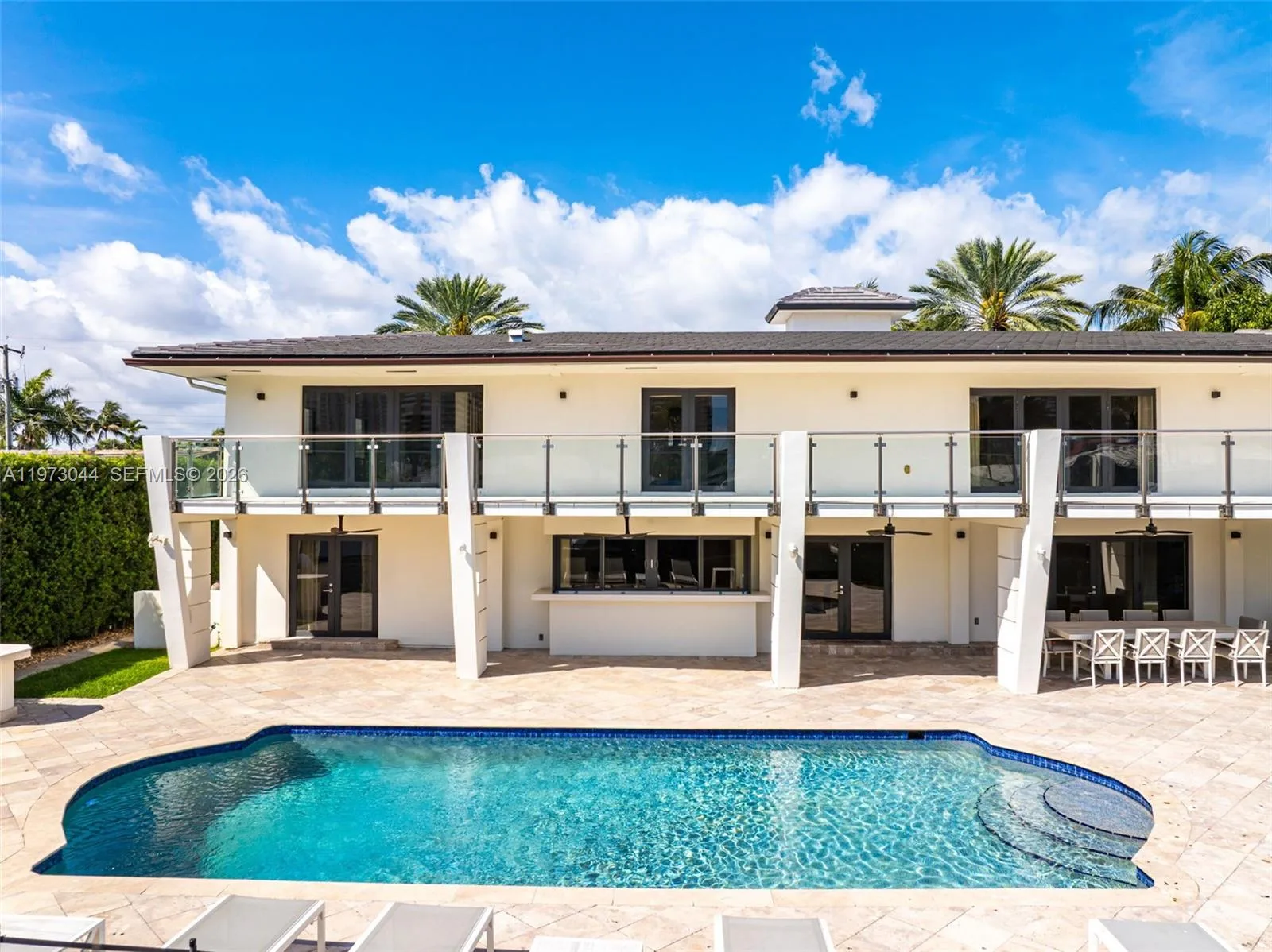 501 Hibiscus Dr, Hallandale Beach, FL 33009 photo 5