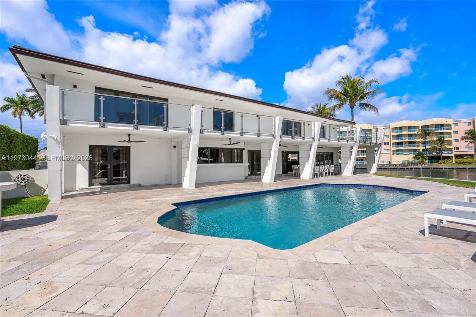501 Hibiscus Dr, Hallandale Beach, FL 33009 photo 7