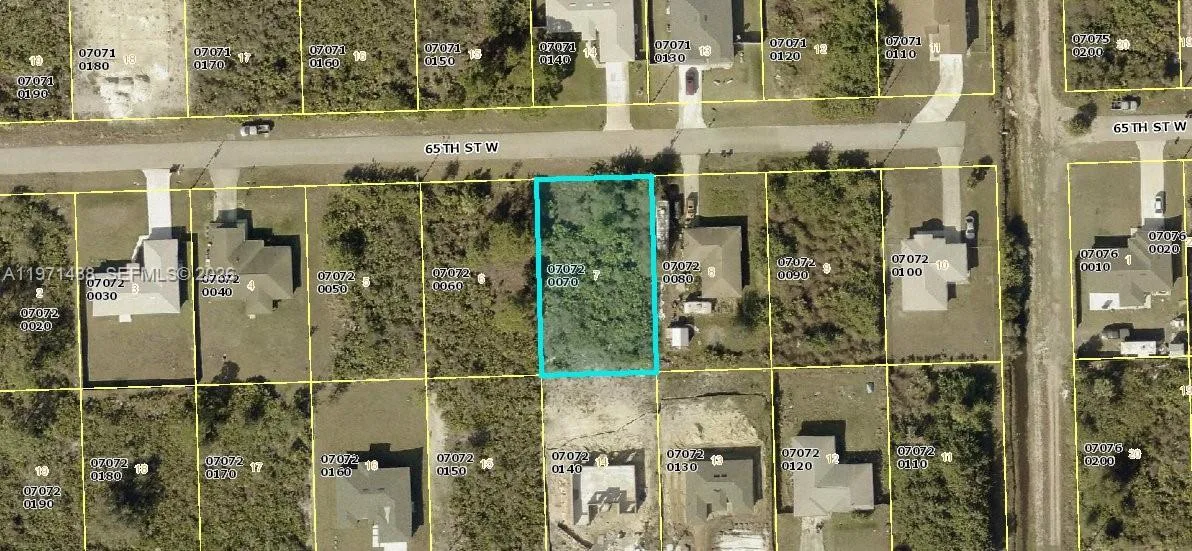 2807 65th St. E, Lehigh Acres, FL 33971
