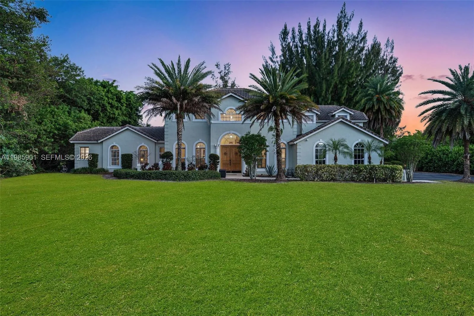 5100 NW 76th Pl, Fort Lauderdale, FL 33073
