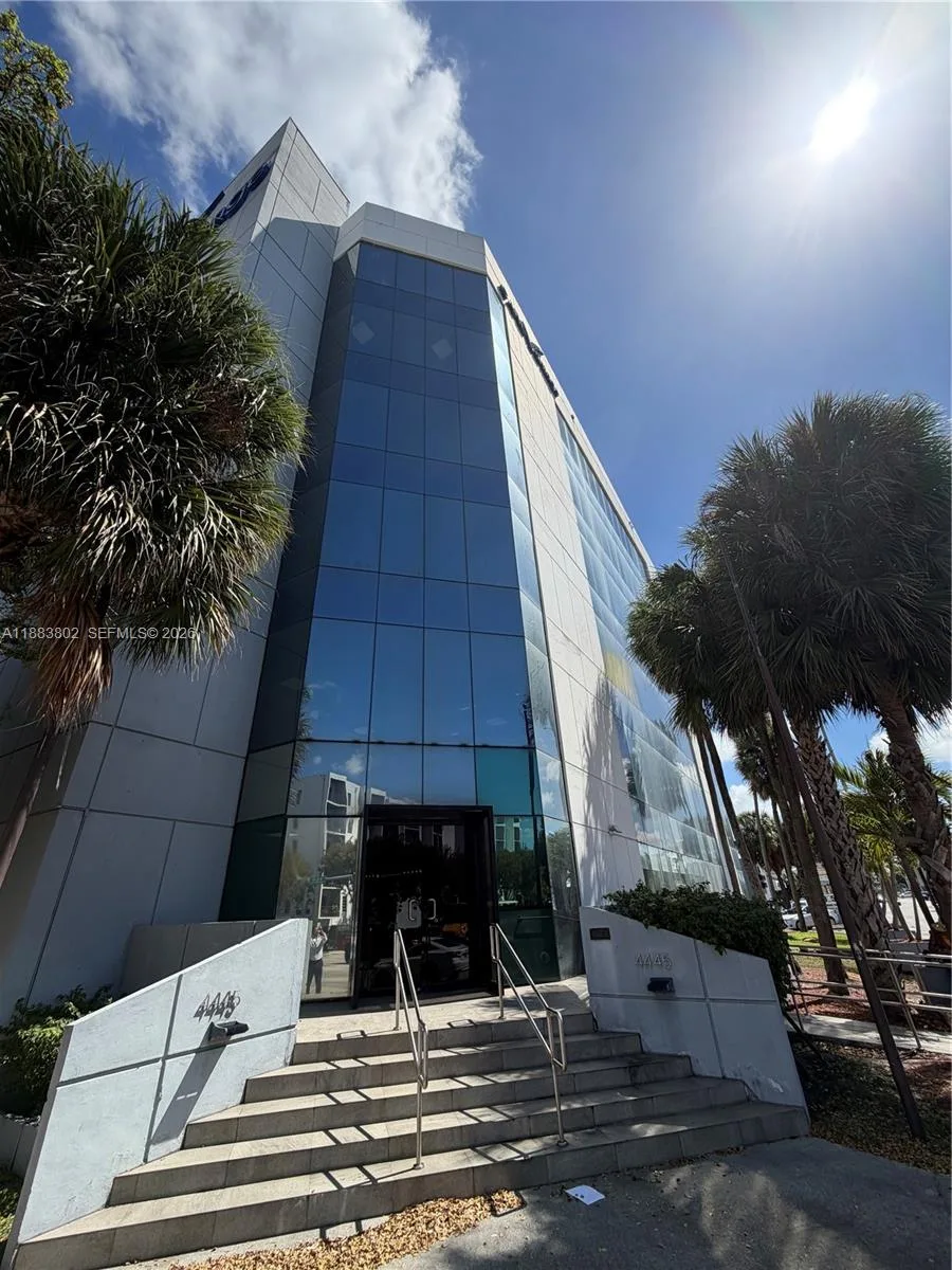 4445 W 16th Ave # 605, Hialeah, FL 33012