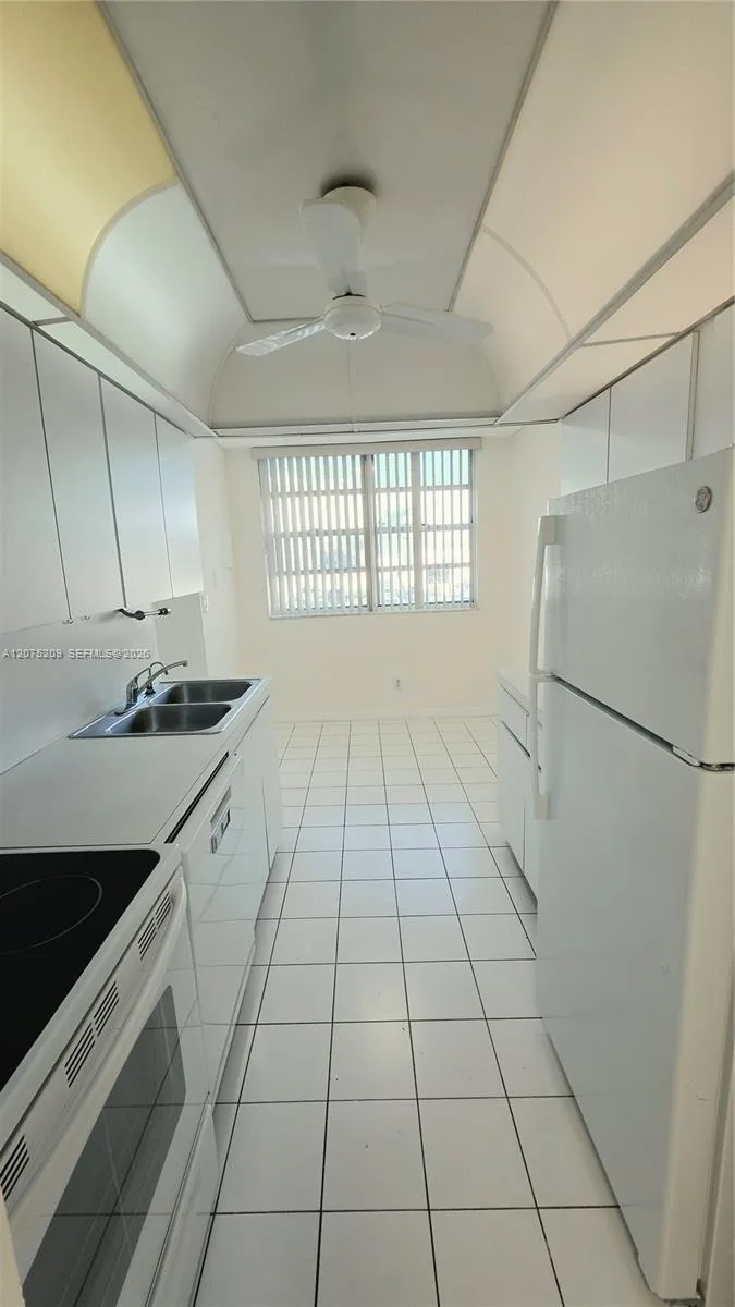 1849 S Ocean Dr # 202, Hallandale Beach, FL 33009 photo 8