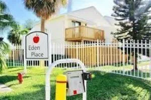 643 Executive Center Drive # Q-102, West Palm Beach, FL 33401
