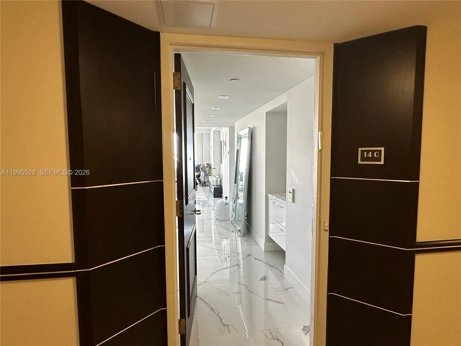 19500 Turnberry Way # 14C, Aventura, FL 33180 photo 5