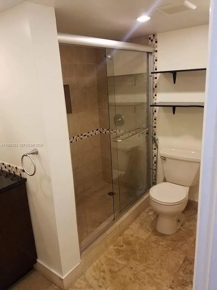 9682 Fontainebleau Blvd # 202, Miami, FL 33172 photo 9