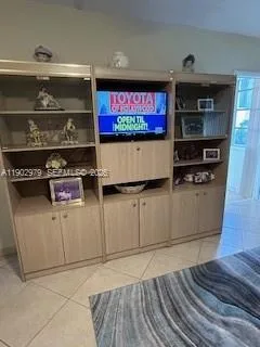 1333 E Hallandale Beach Blvd # 406, Hallandale Beach, FL 33009 photo 5