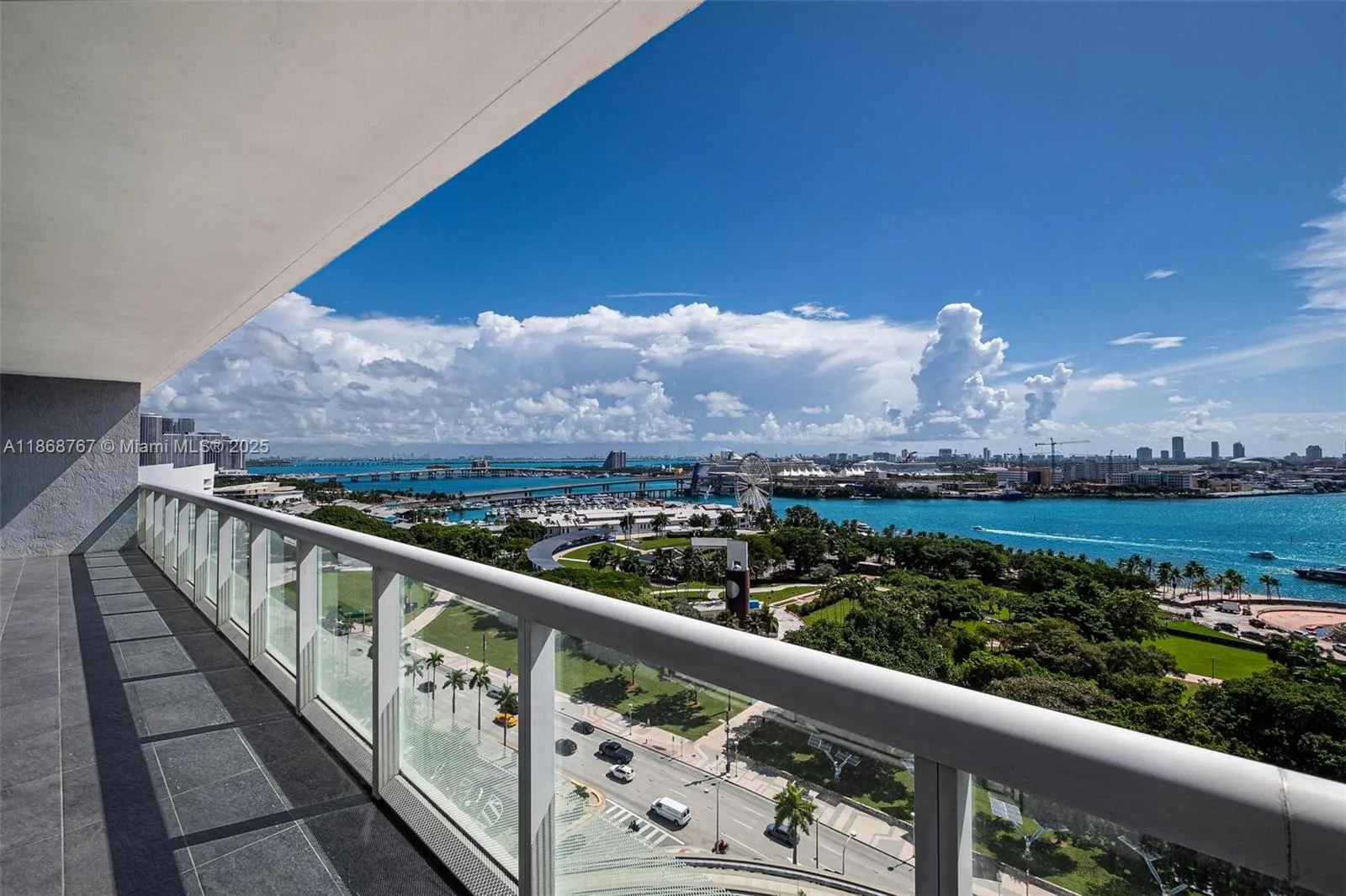 50 Biscayne Blvd # 1706, Miami, FL 33132