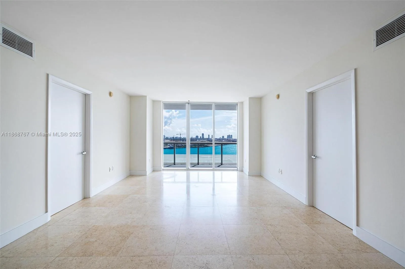 50 Biscayne Blvd # 1706, Miami, FL 33132 photo 2