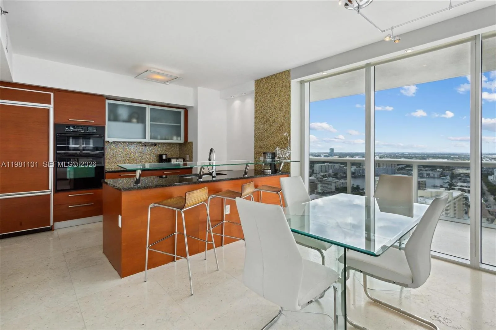 1830 S Ocean Dr # 3008, Hallandale Beach, FL 33009 photo 5