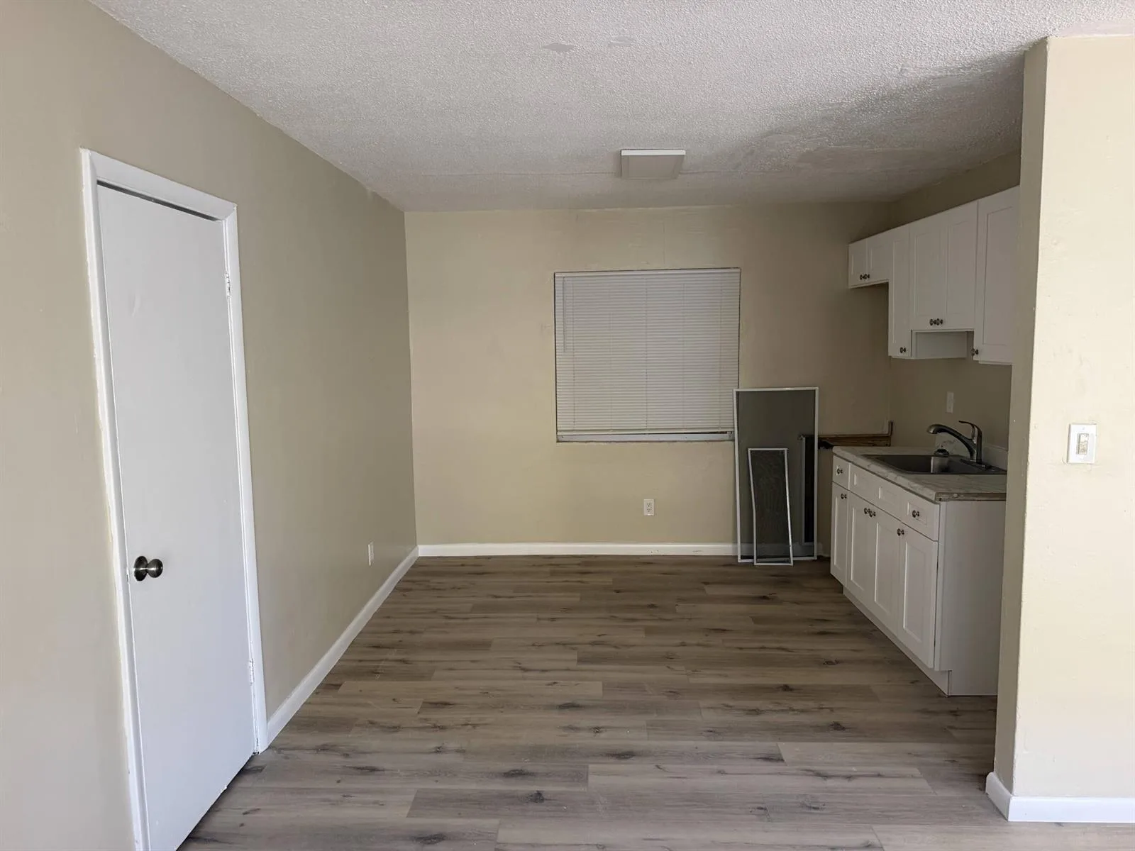 1004 NW 2nd Street # 1, Fort Lauderdale, FL 33311 photo 4