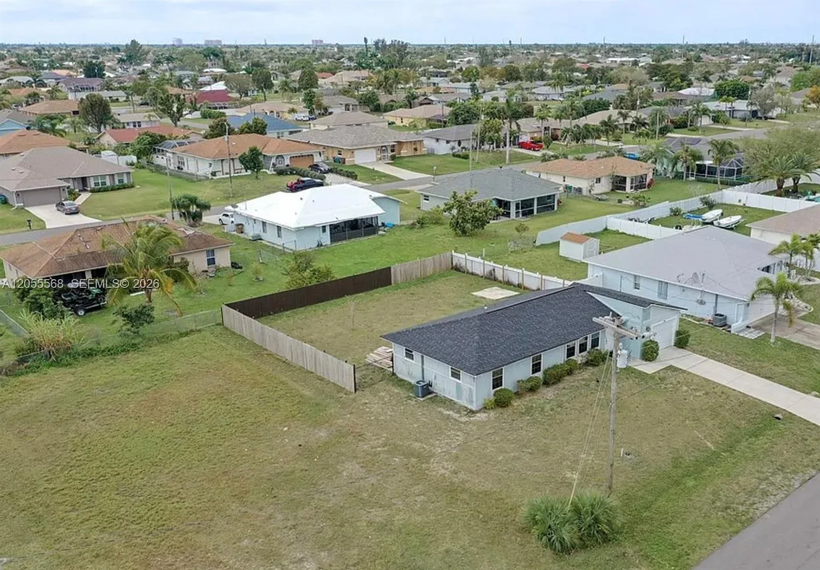 320 SE 26 TERRACE # N.A, Cape Coral, FL 33034 photo 2