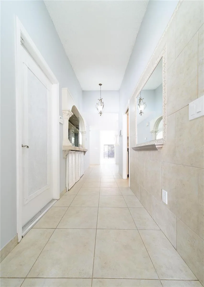 6680 Canary Palm Circle, Boca Raton, FL 33433 photo 5