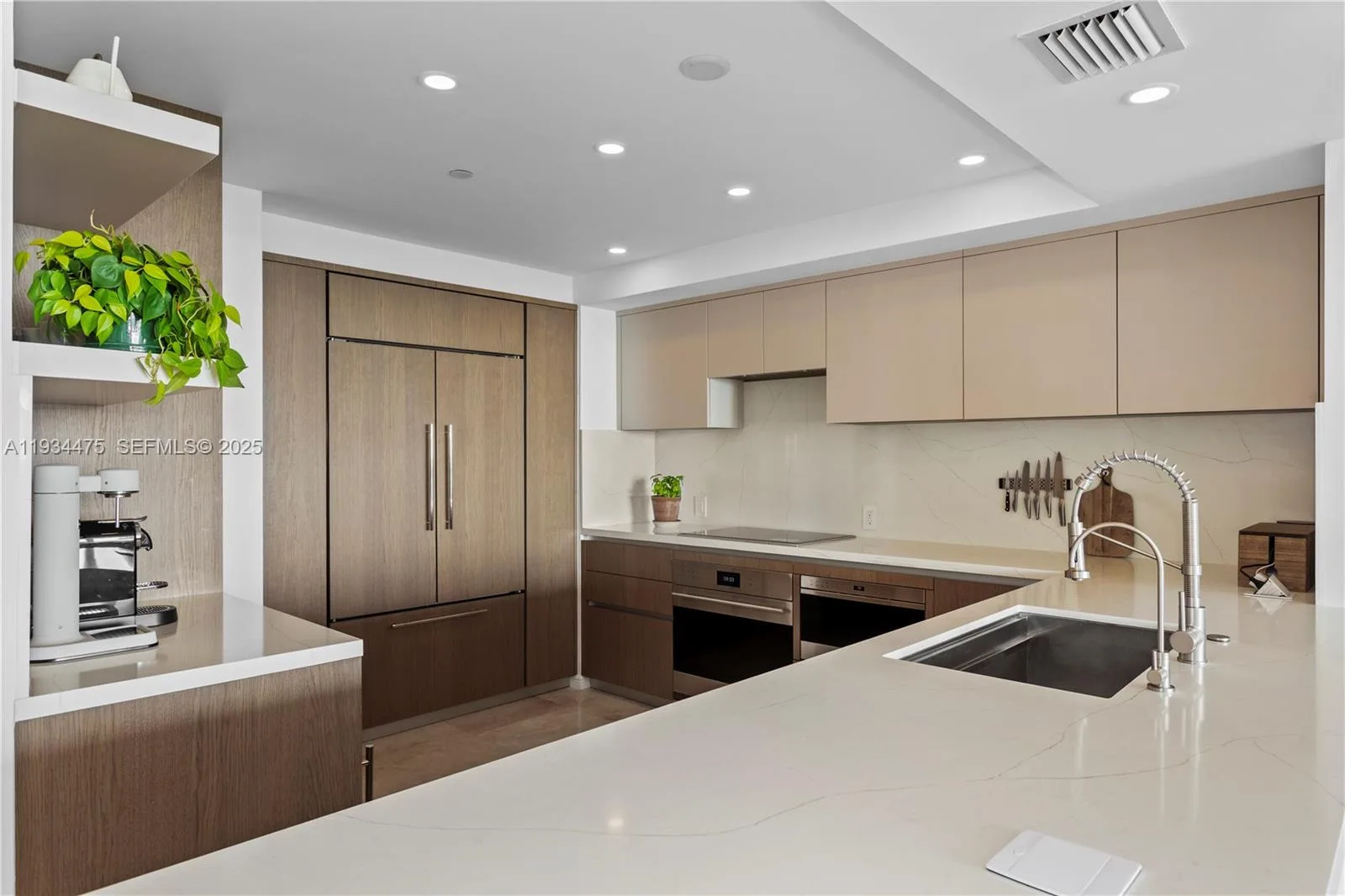 1331 Brickell Bay Dr # 3007, Miami, FL 33131 photo 10