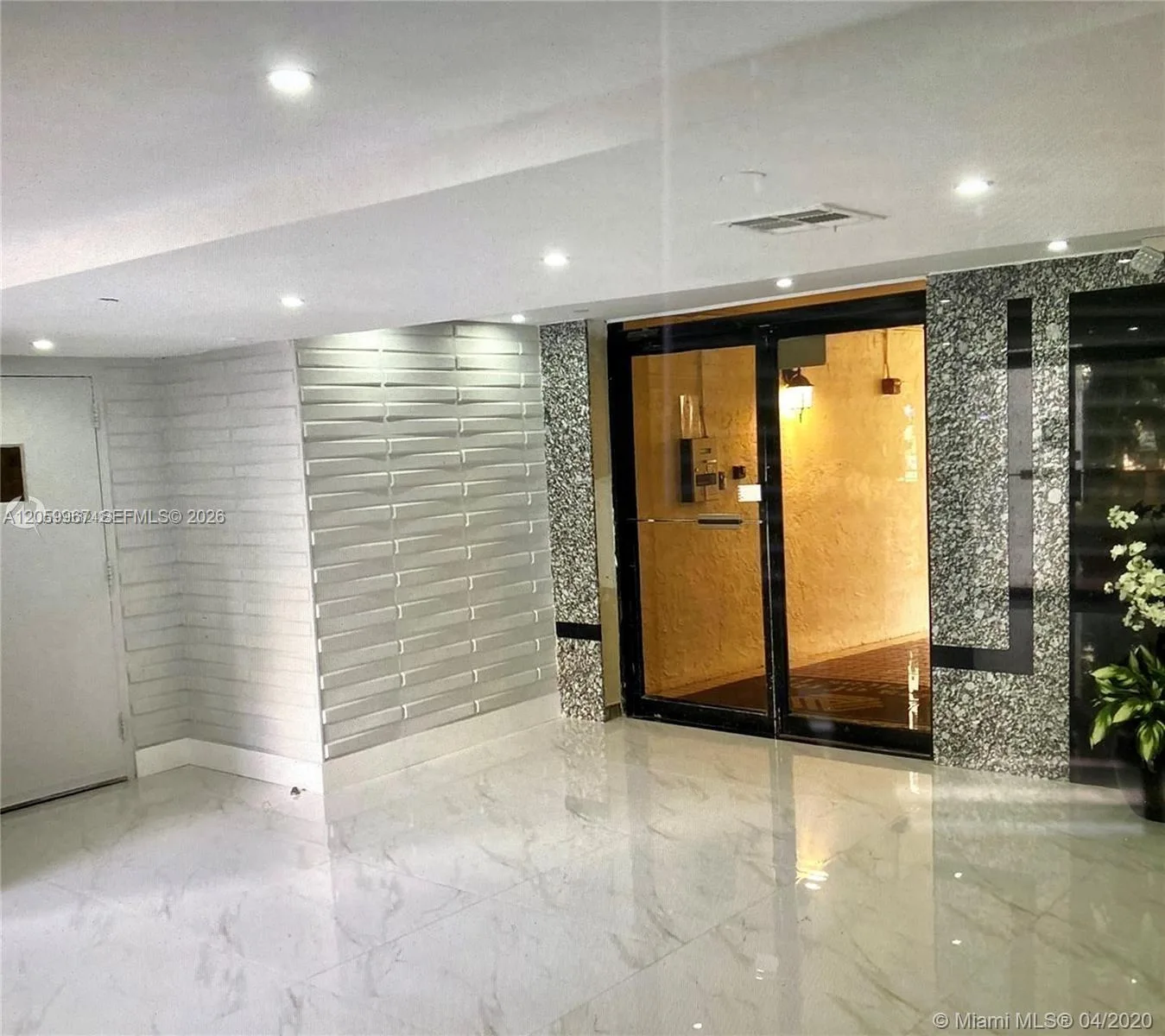 16919 N Bay Rd # 620, Sunny Isles Beach, FL 33160 photo 3