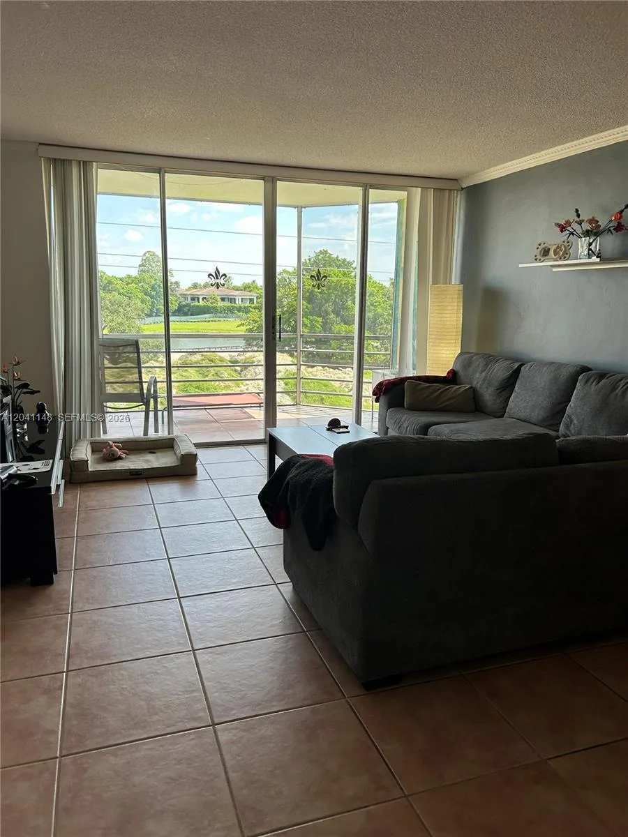 1501 NE 191st St # C401, Miami, FL 33179 photo 4