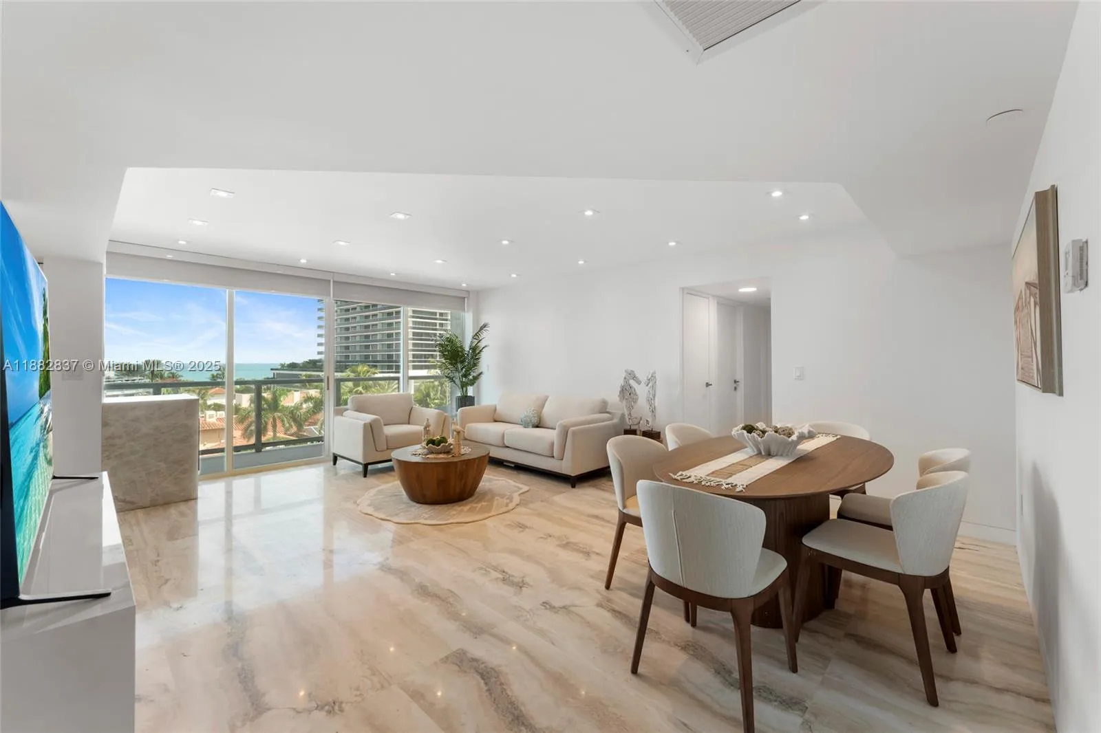 5900 Collins Ave # 604, Miami Beach, FL 33140 photo 10