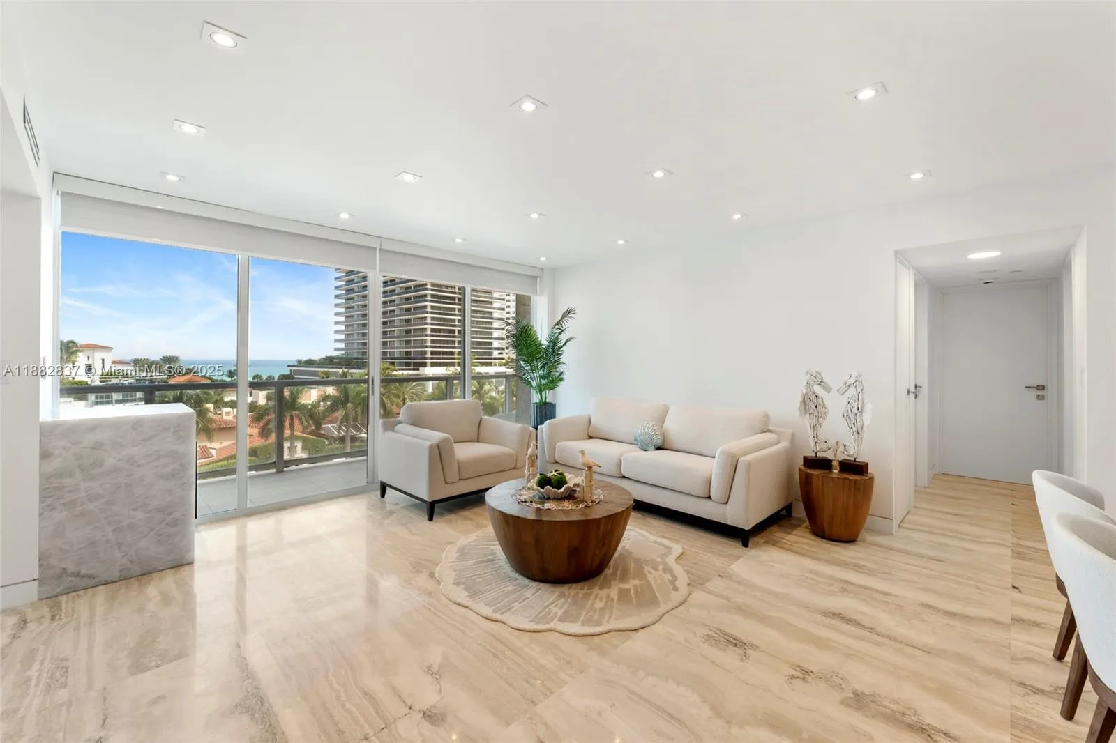 5900 Collins Ave # 604, Miami Beach, FL 33140 photo 11