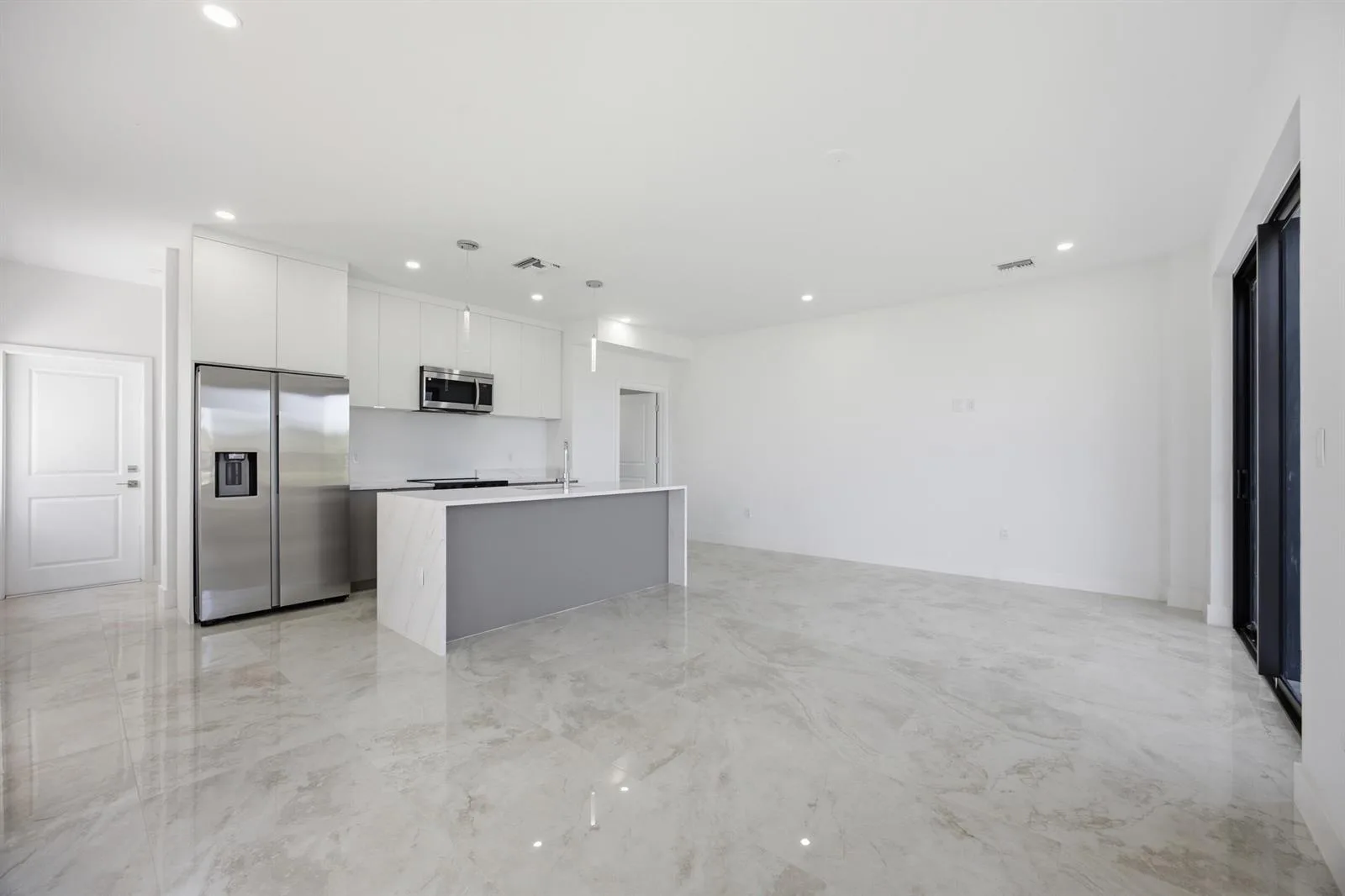 1542 NW 1st Avenue, Pompano Beach, FL 33060 photo 4