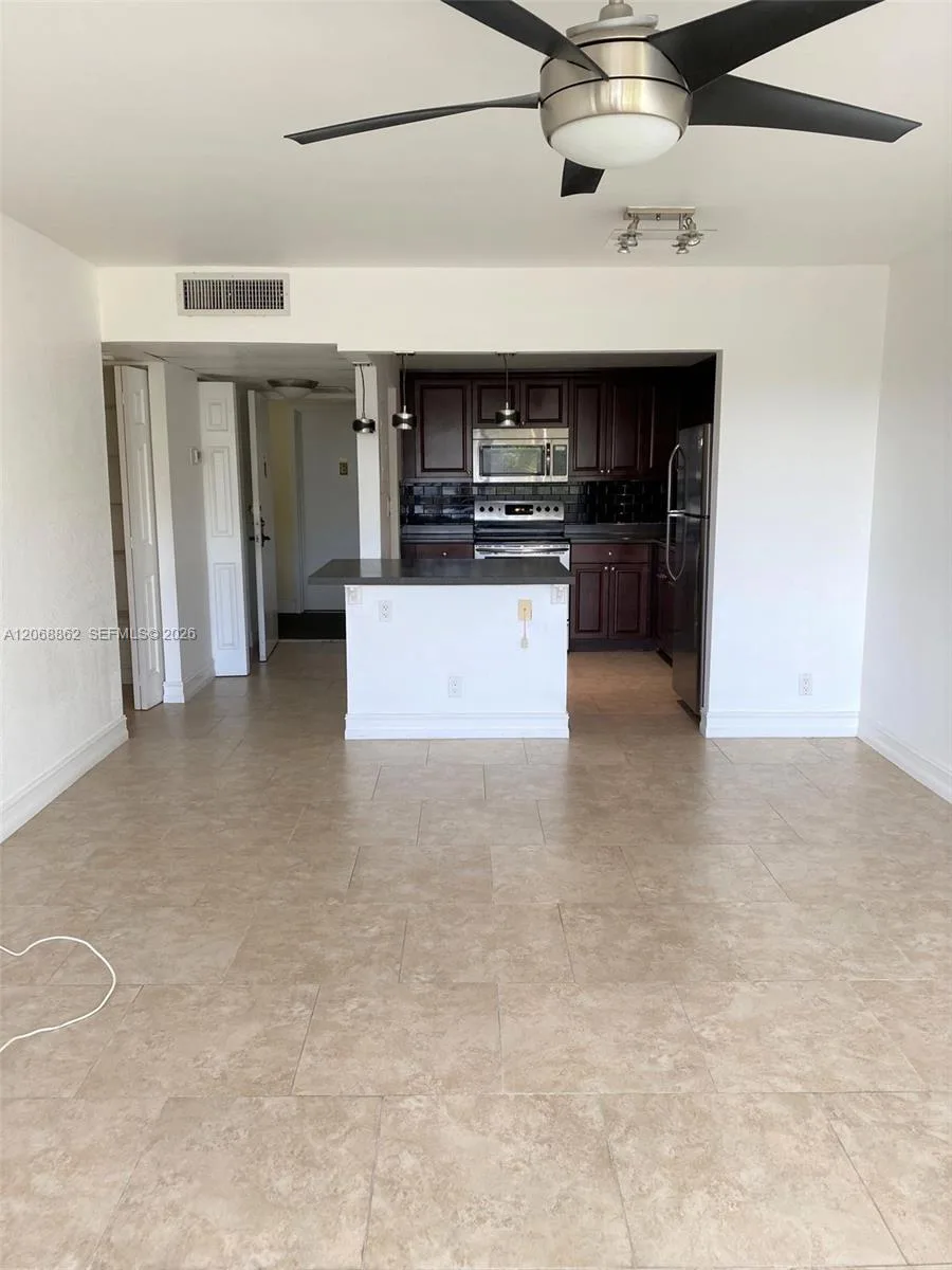 2761 Taft St # 405, Hollywood, FL 33020 photo 8