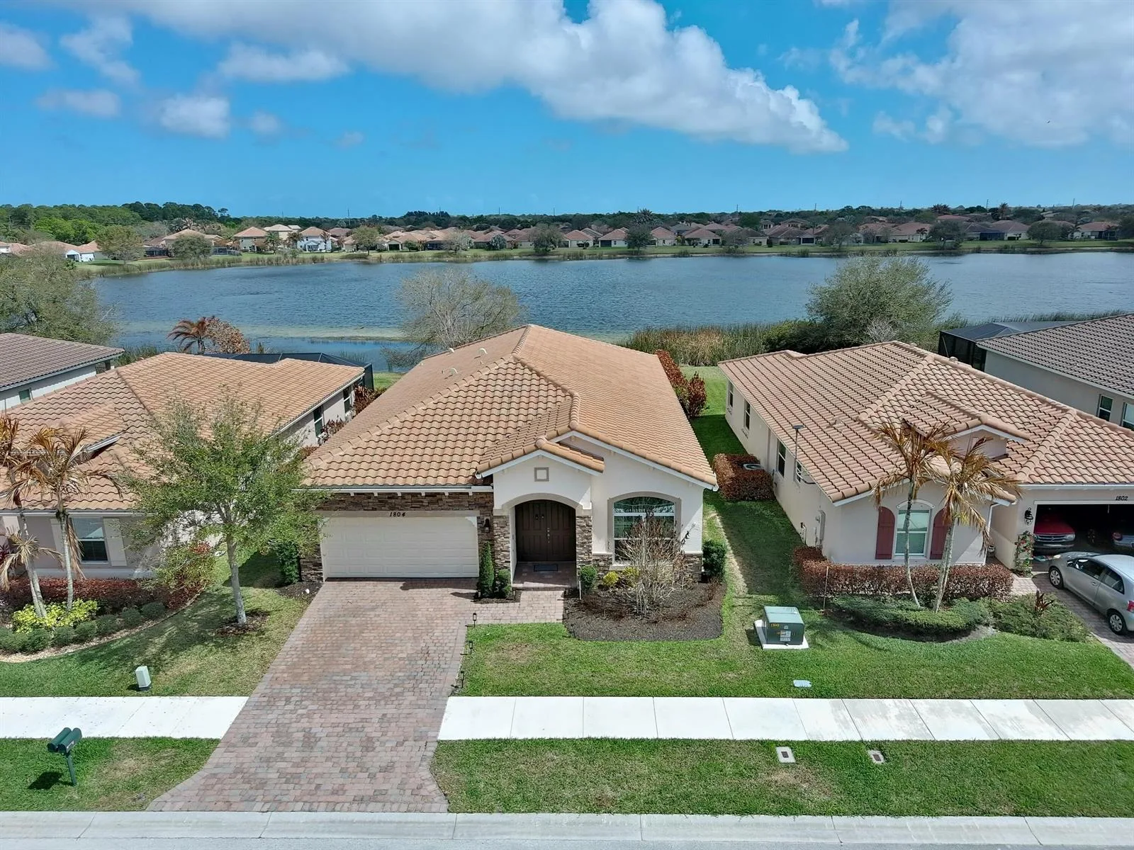 1804 BERKSHIRE Circle SW, Vero Beach, FL 32968
